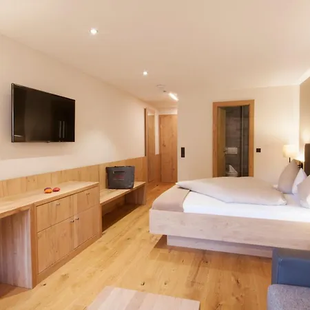 ホテル Relax & Vitalhotel Adler 4*